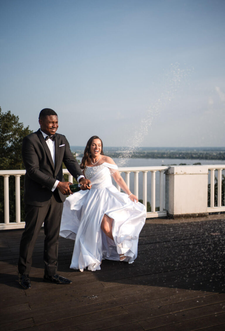 Sommerliebe in Blankenese: Daniella & Chisoms großer Tag im Elsa Brändström Haus