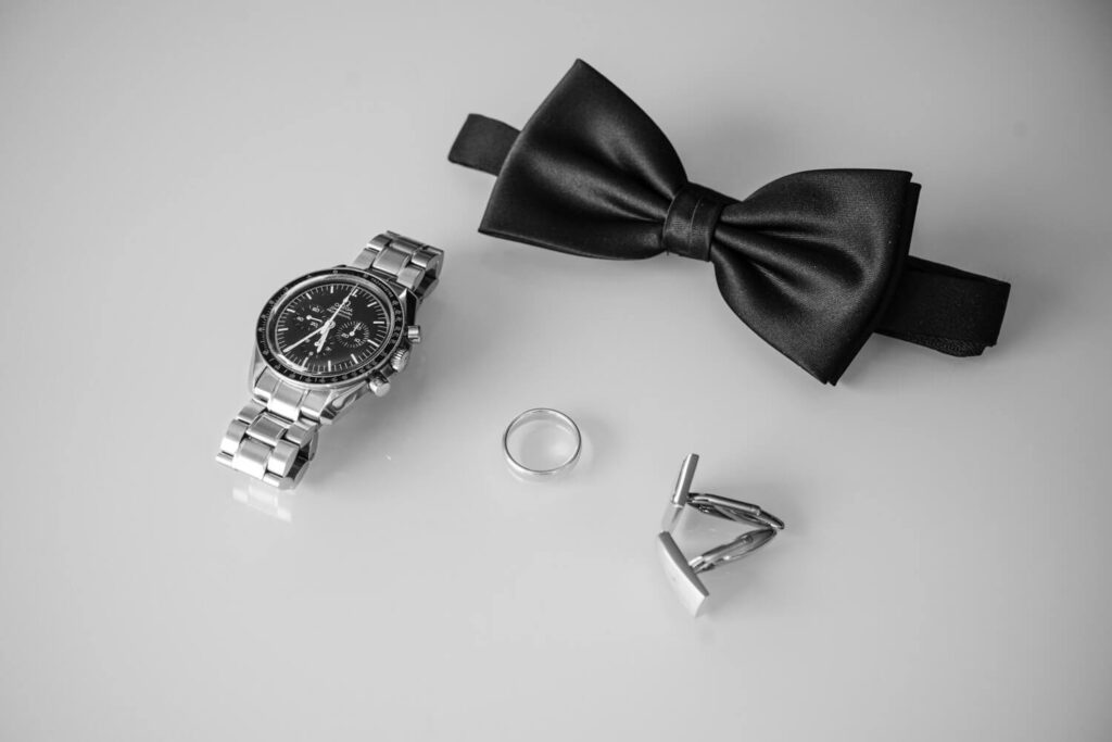 Hochzeitspaar beim gemeinsamen Getting Ready im Universum Hotel Bremen – Hochzeitsfotograf Tjark Cirak